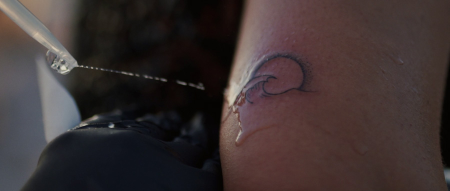 Tatoueur tatoueuse de mariage à toulon sur le faron