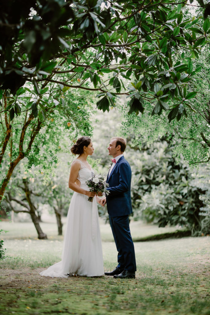 photographe au domaine du moulin des gaffins séance couple mariés