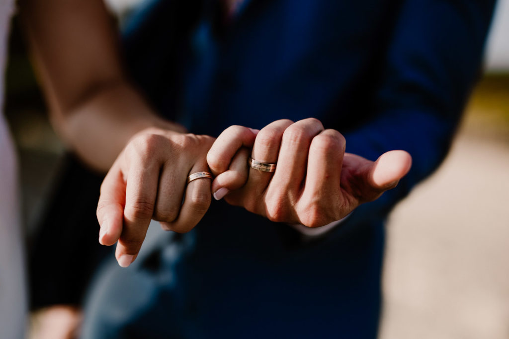 photographe de mariage six-fours-les-plages bagues alliances