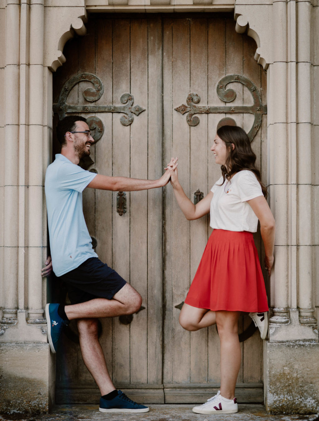 check des futurs mariés lors de la séance save the date