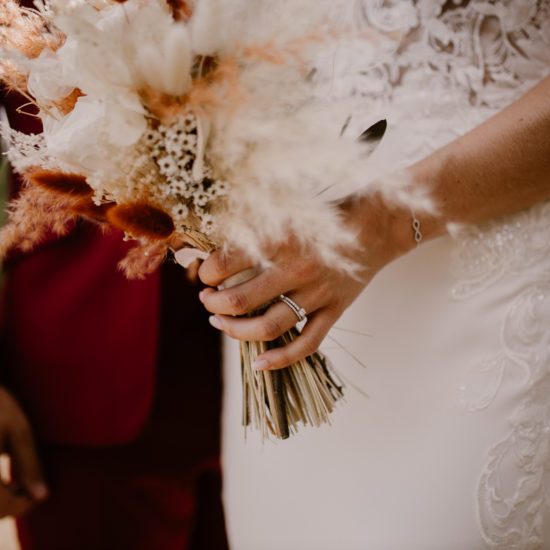 Bouquet de fleurs sèches pour un mariage