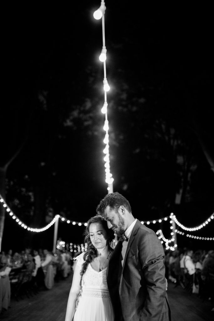 Mariage sous les platanes au domaine du Viet à Hyères