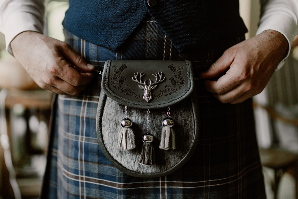 Accessoires de kilt pour une tenue de mariage alternatif